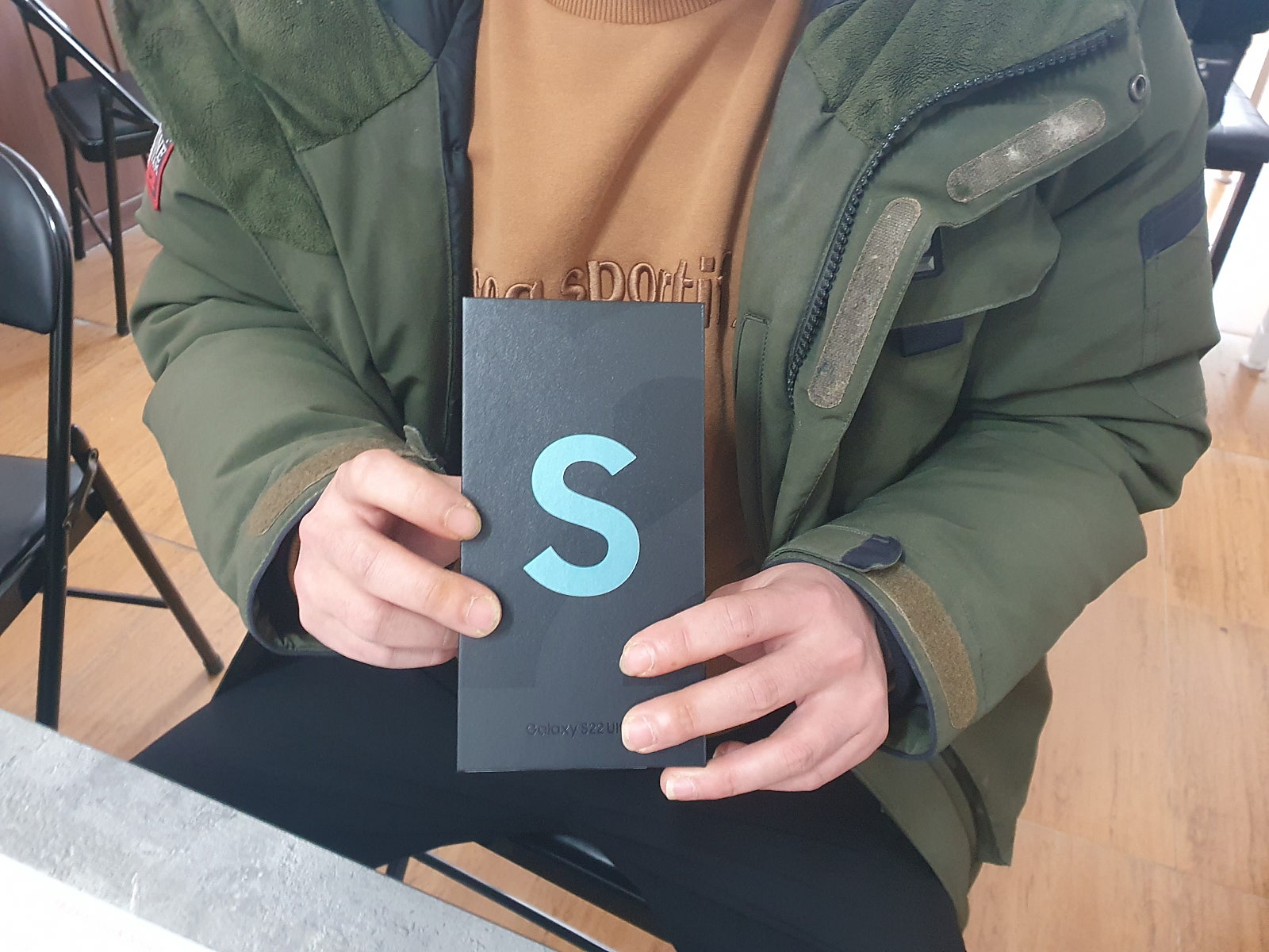 군포 당동 ㅂㄷㅋㅍ에서 갤럭시s22 울트라 구매했어요^^~