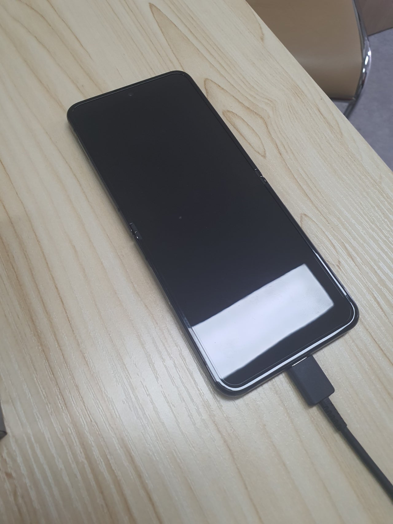 전북익산어양동ㅈㅎㅇㅅㄹ옆 플립4개통