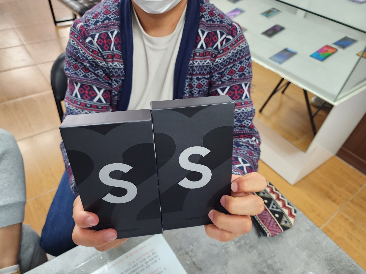 군포 당동 ㅂㄷㅋㅍ 옆집 s22 2대 구매했어요
