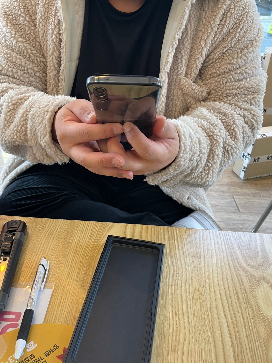 일산 ㅋㅍㄷㅇ 플립4 구매후기