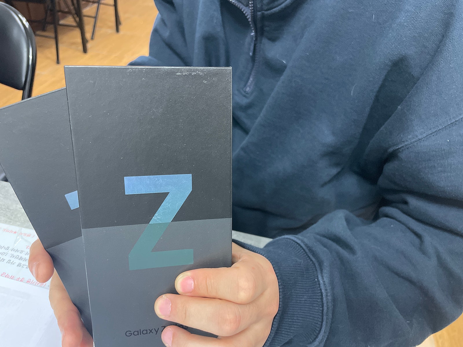 군포 당동 ㅂㄷㅋㅍ 옆집 z플립3 개통 잘해갑니다^^