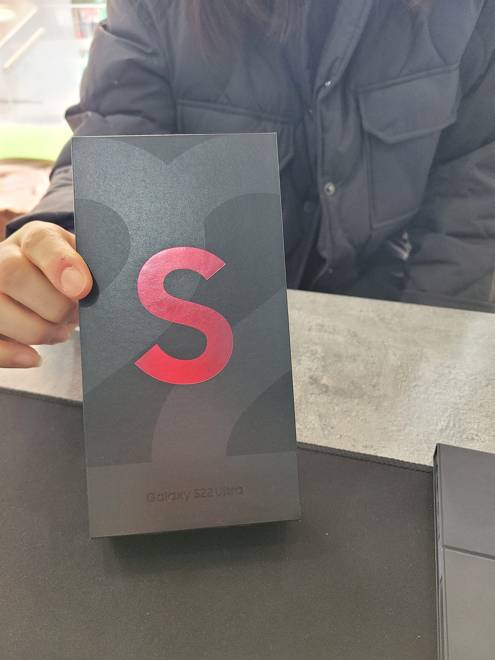 부천유명성지에서 아침부터 신랑이랑 갤럭시S22울트라 구매했어요