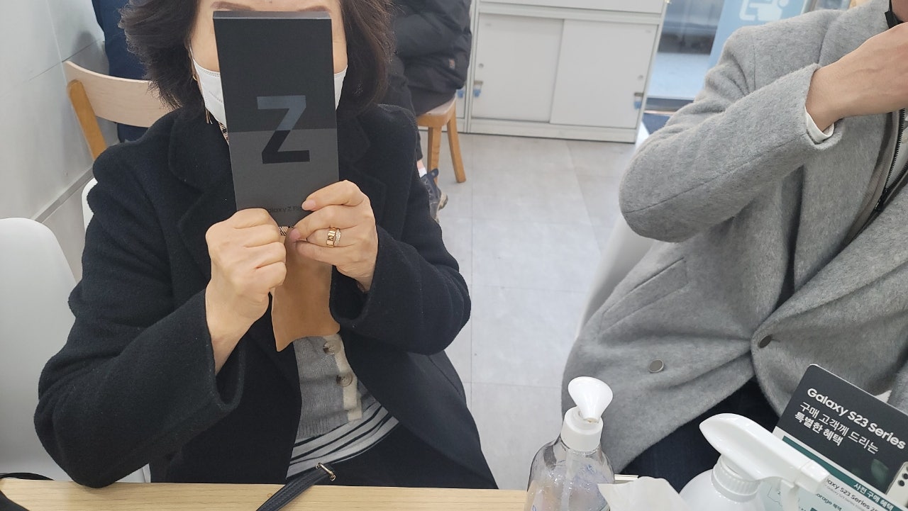 부산 덕천동 ㅇㄱㄷ 구매후기 어머니폰 플립3기변