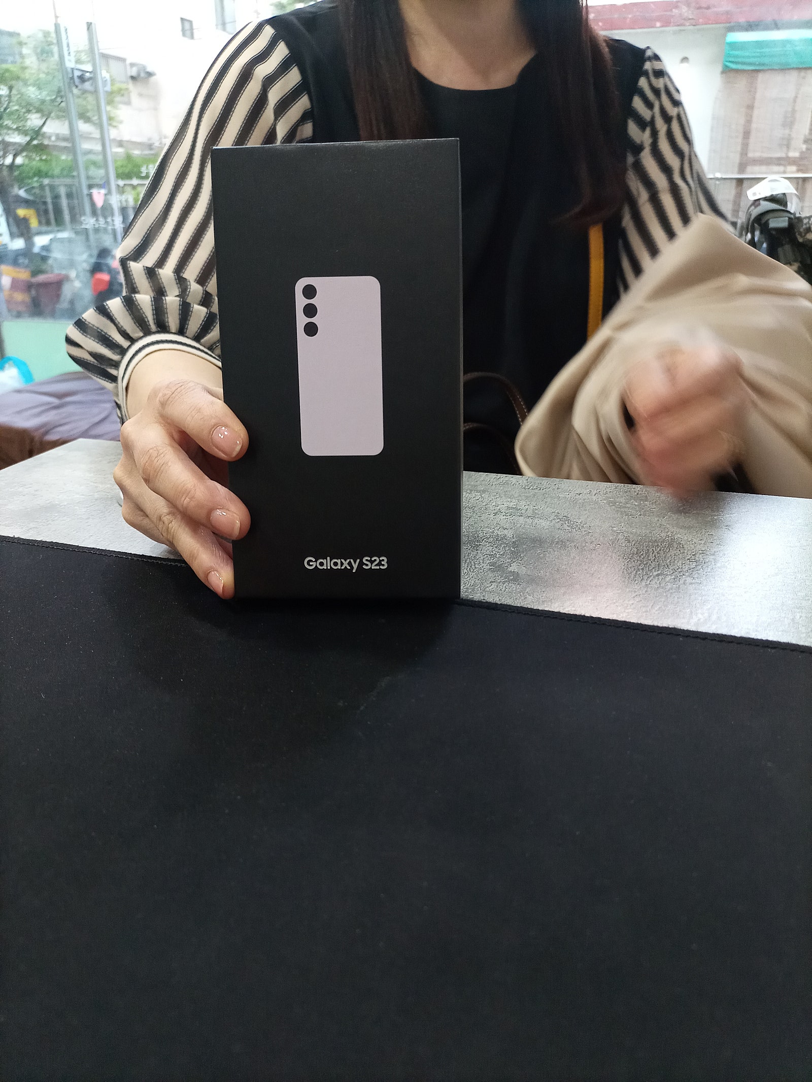 ⭐ 𝗚𝗮𝗹𝗮𝘅𝘆 𝗦𝟮𝟯 부천 유명성지에서 구매하고 왔습니다 ! ( 부천 ㅇㅈㅎㅇ )
