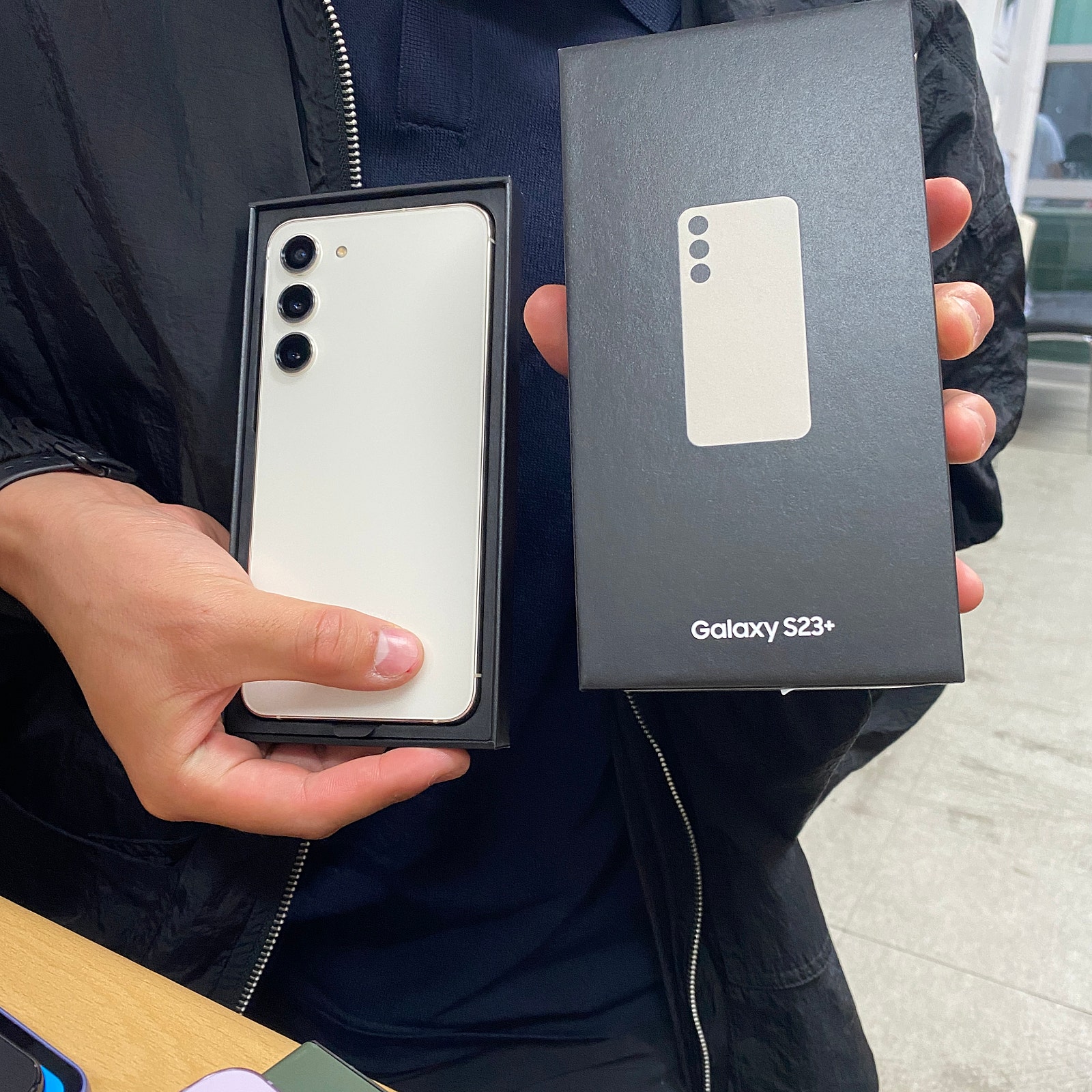 울산 신정점 s23+ 개통 후기