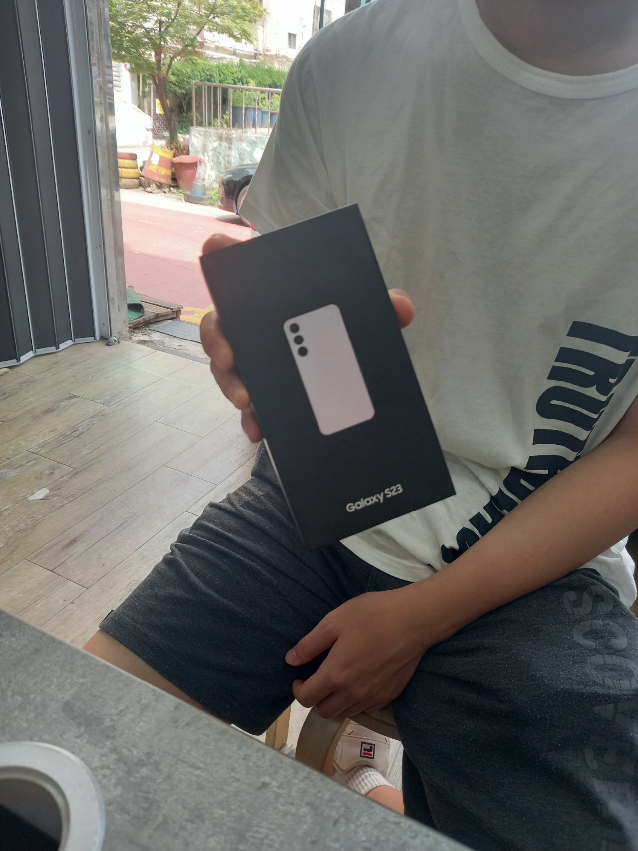 ⭐ 𝗚𝗮𝗹𝗮𝘅𝘆 𝗦𝟮𝟯 부천 유명성지에서 구매하고 왔습니다 ! ( 부천 ㅇㅈㅎㅇ )