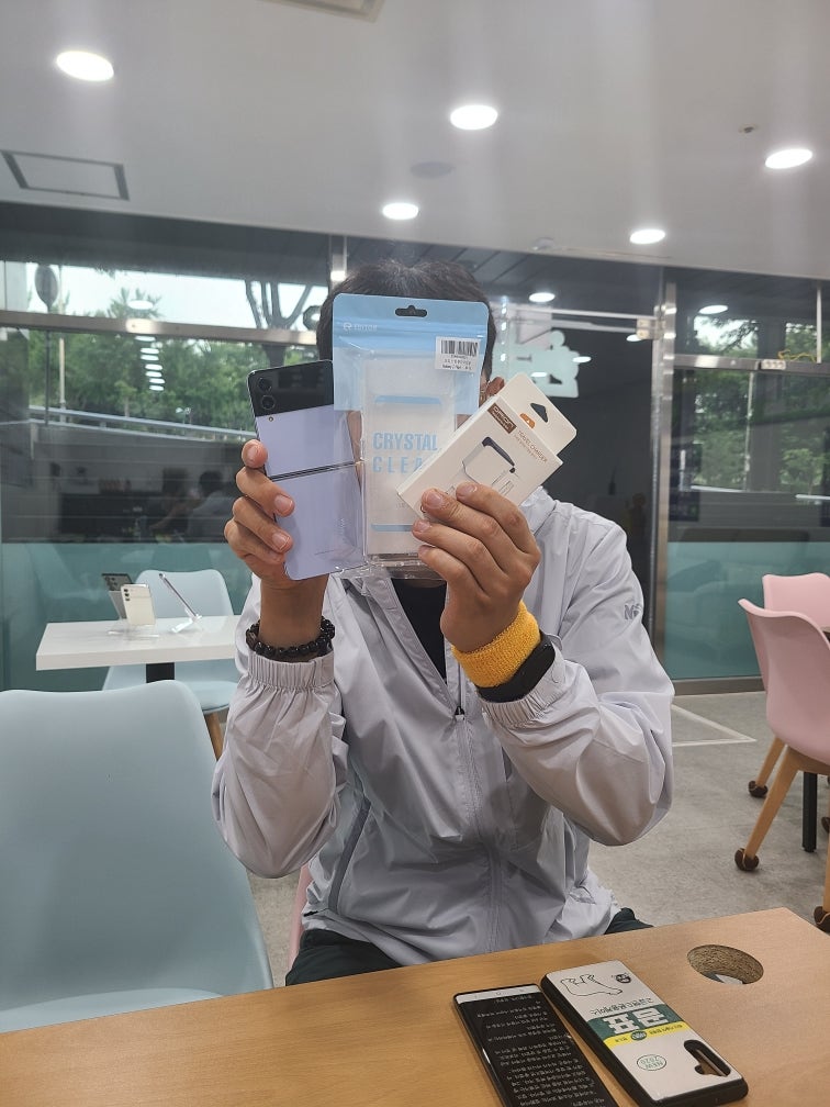 울산 공업탑 옆커폰 플립4 졸업