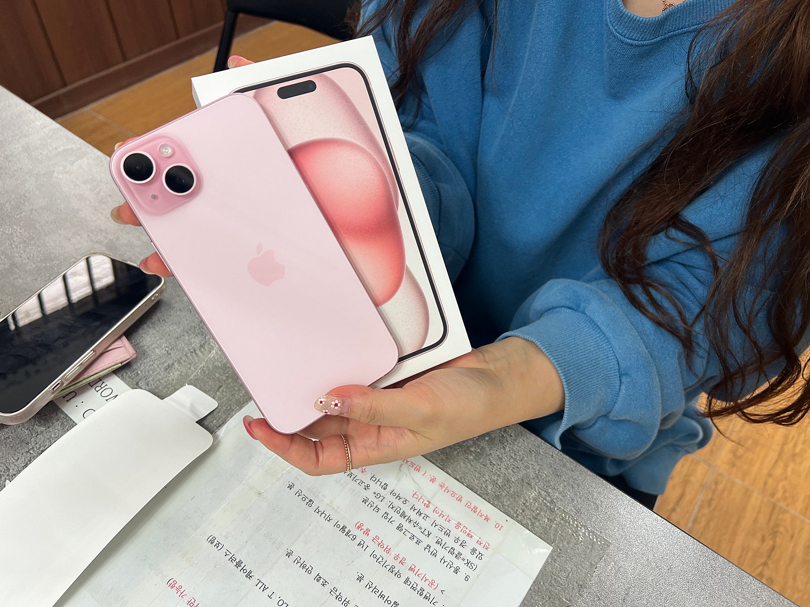 군포 당동 ㅂㄷㅋㅍ 옆집 아이폰 15플러스 핑크 개통후기요!!