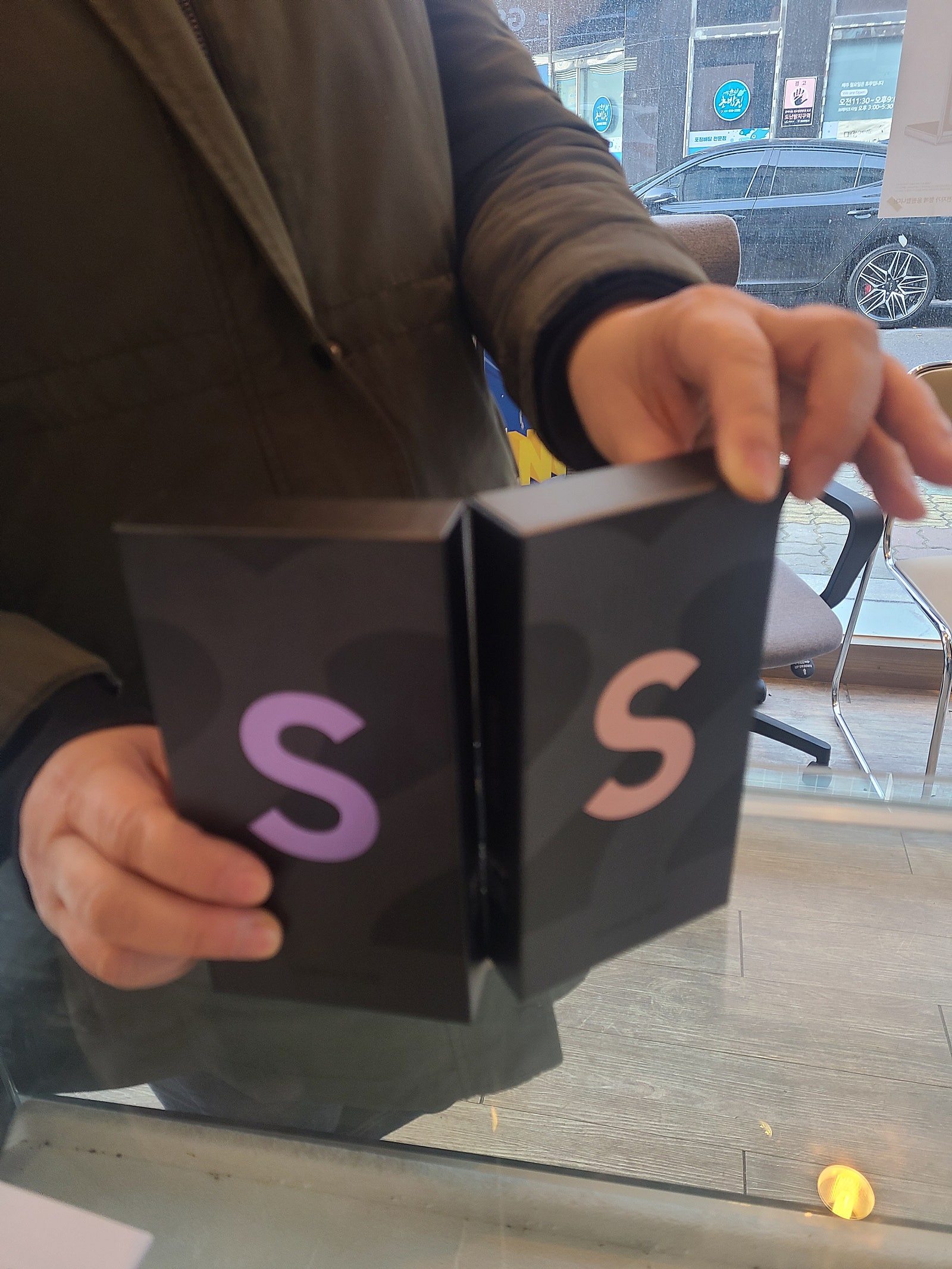 일산 ㅋㅍㄷㅇ s22 두대 가져갑니다