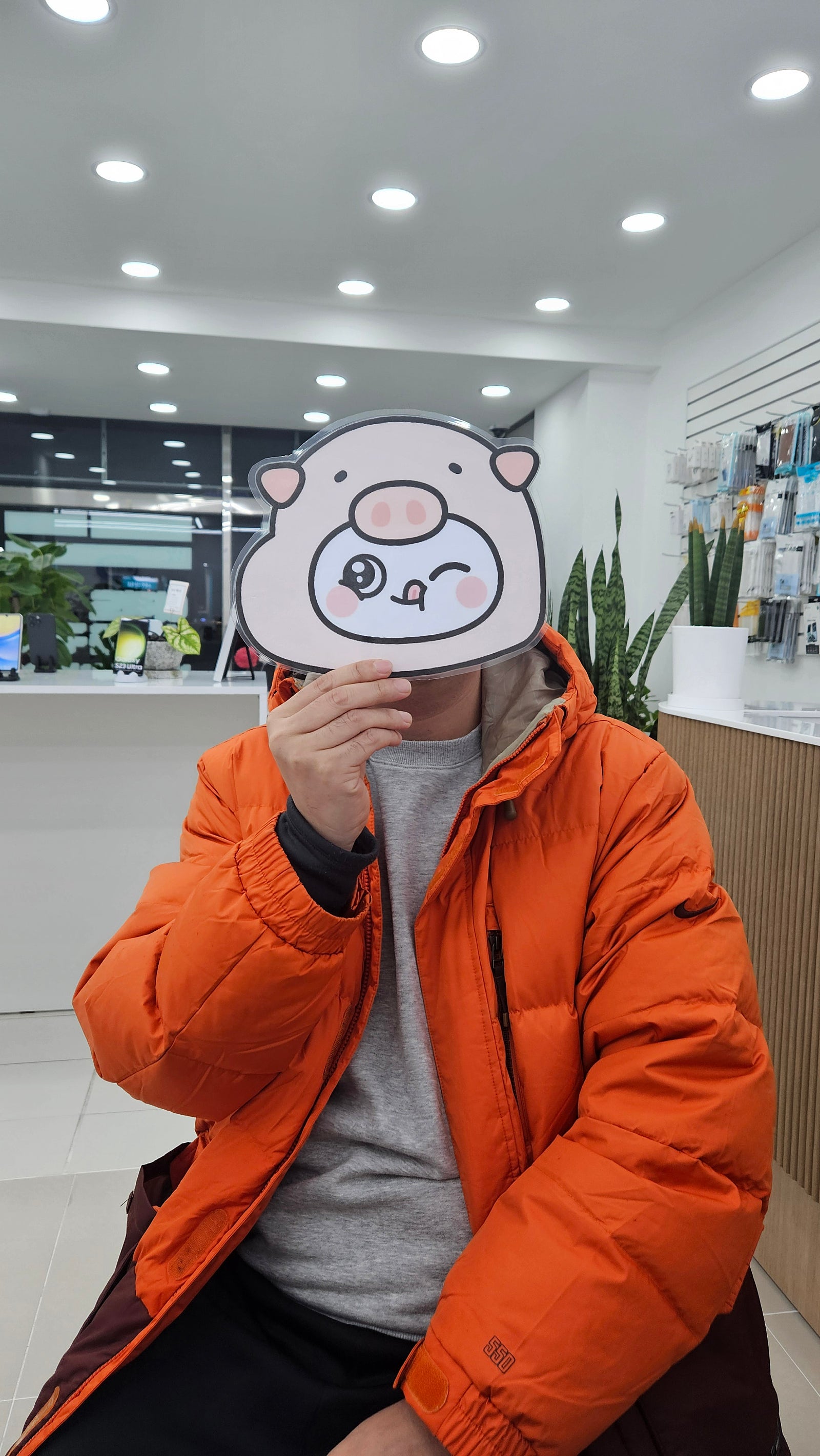 당근 후기보고 옆커폰 밀양점 왔어요