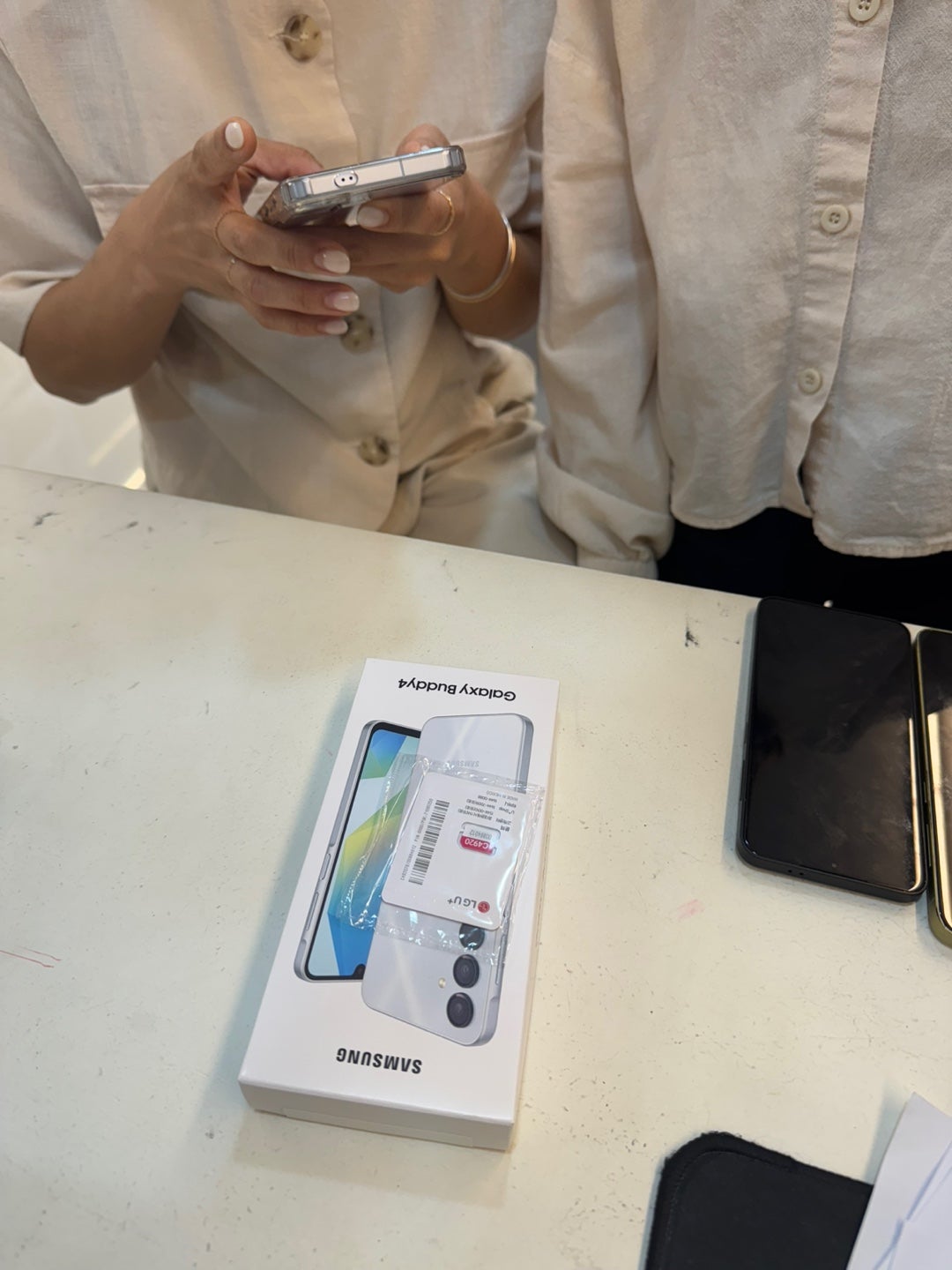 제주노형점 단골매장에서 애기폰 했어요!