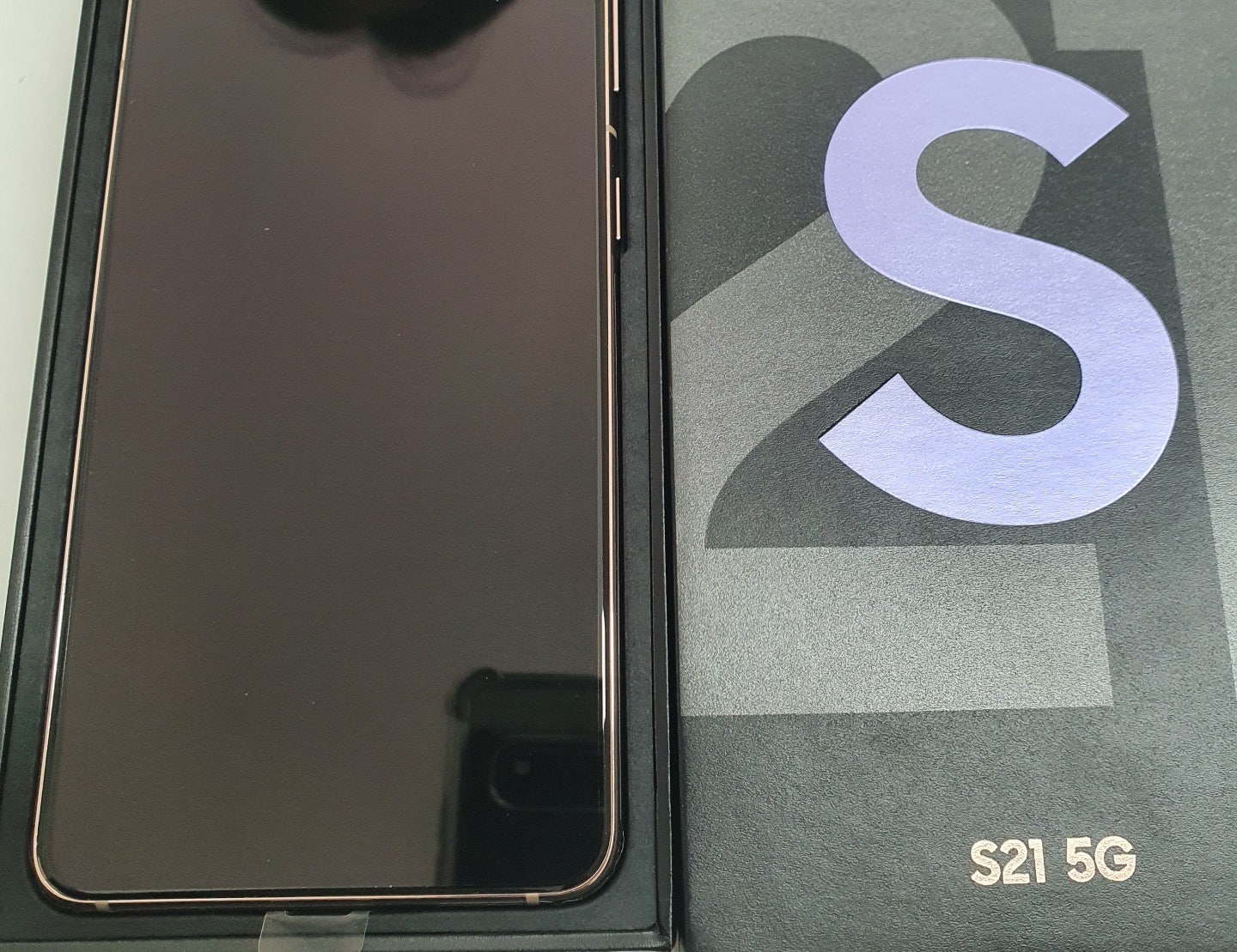 서울 성동구 금호동 핸드폰성지 S21 바이올렛