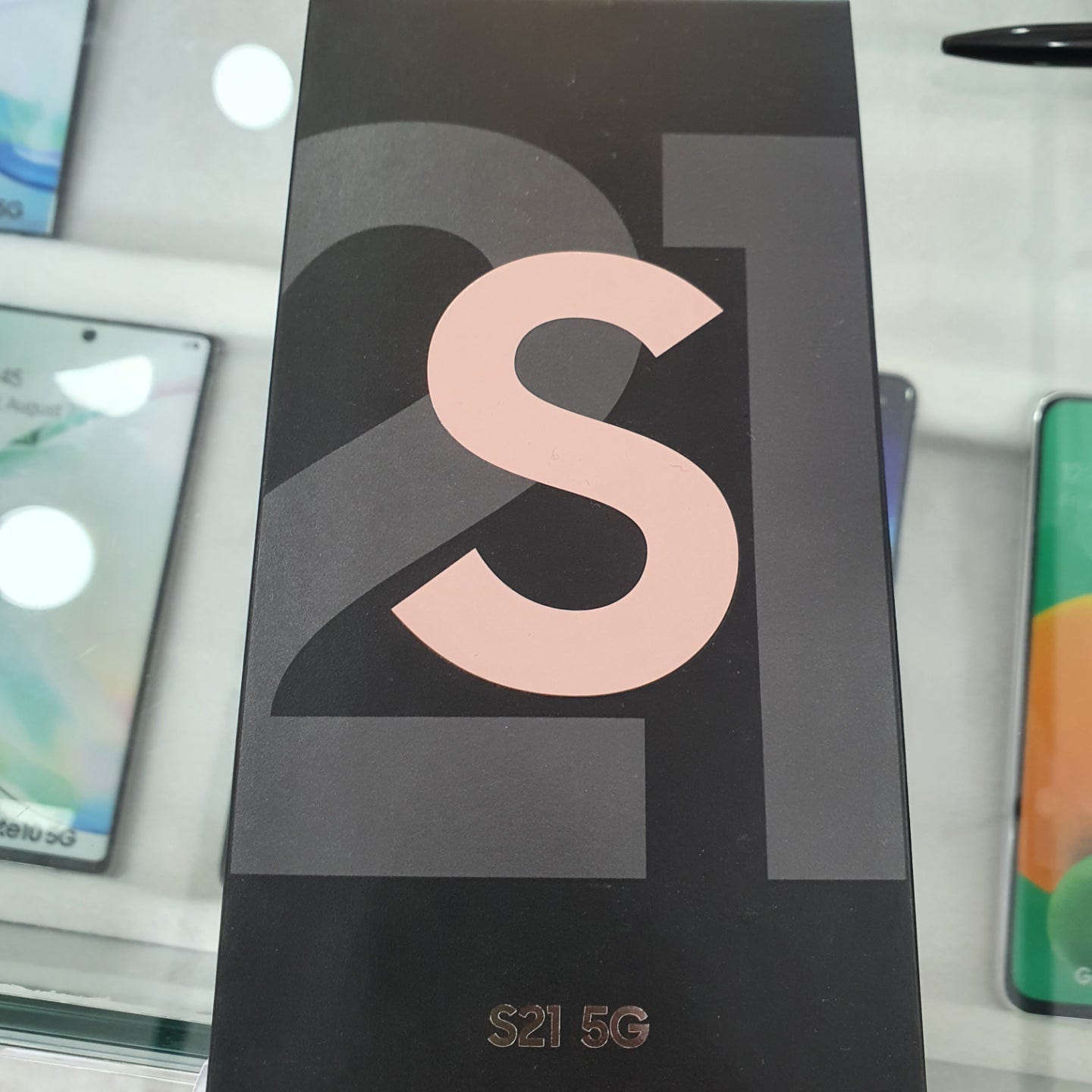 미아동에서 s21 부모님핸드폰 교체