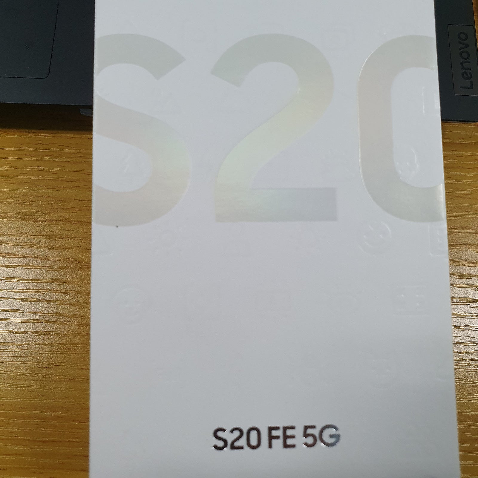 서울 서초구 휴대폰성지에서 s20fe구매하네요