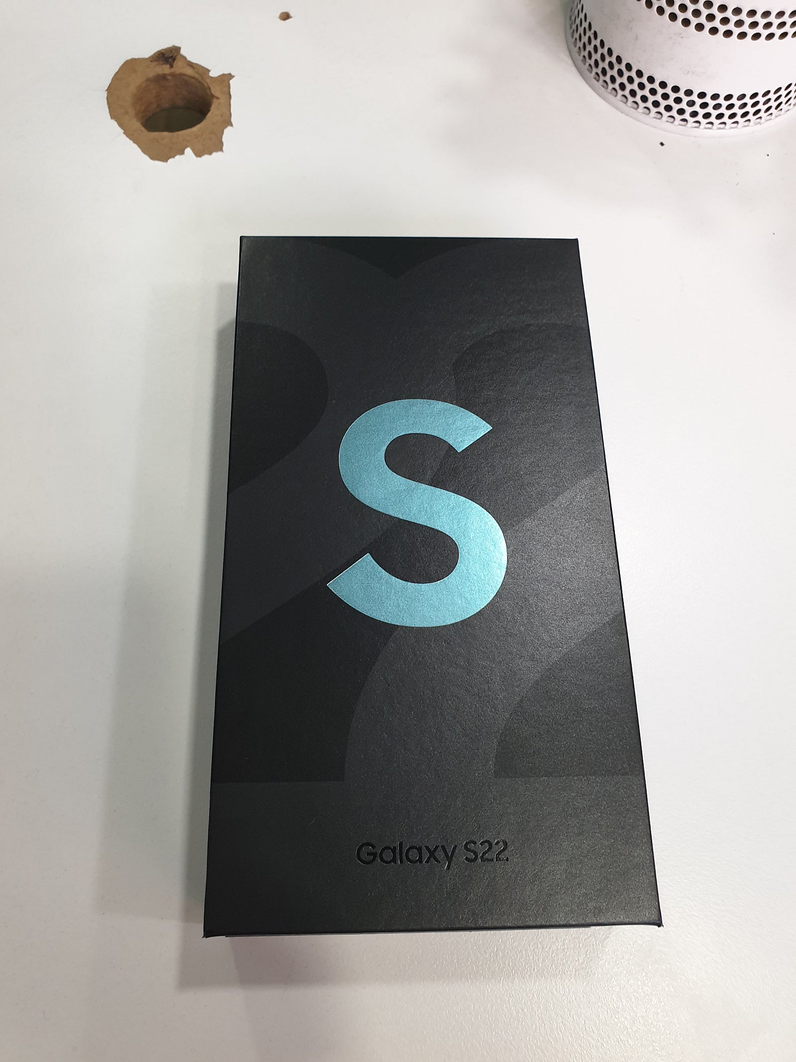 부천 성지에서 s22 좋은가격에 구입했습니다~!