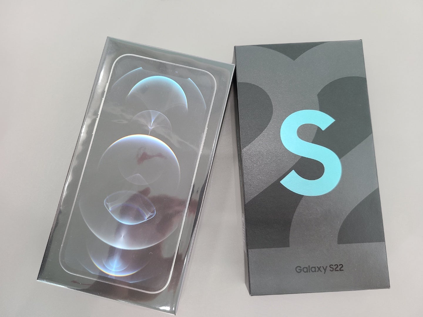 대전 유성구 아이폰 12 pro(256G), 갤럭시 S22 구매후기