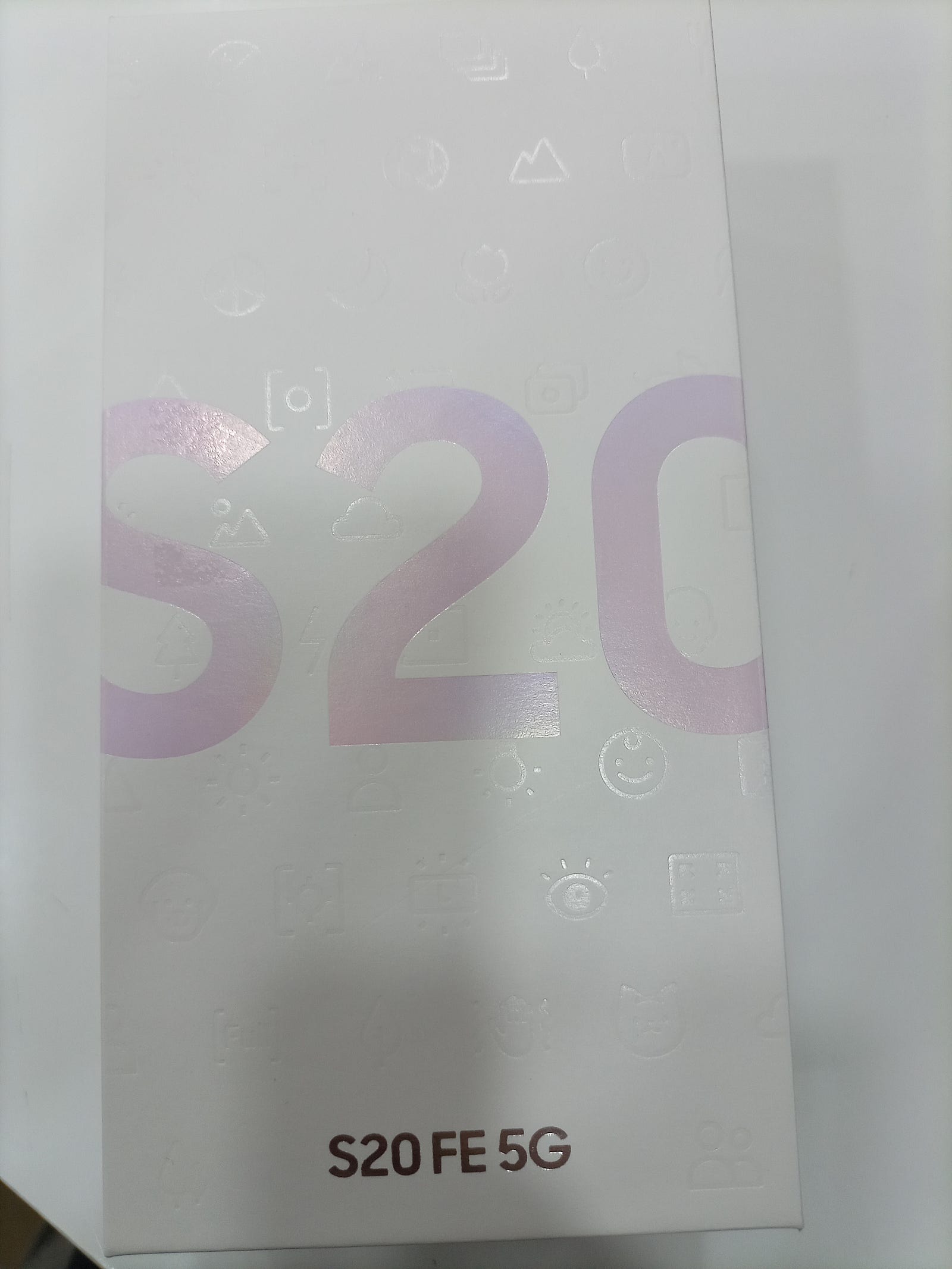 대전 중구에서 갤럭시S20FE 2022 구매