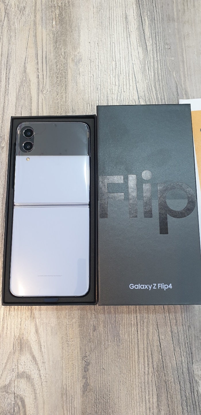 인천 서구 심곡동 성지 z flip 4 구매후기입니다.