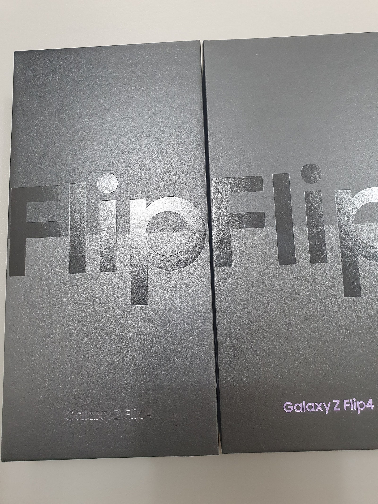 대전 동구 가양점에서 여자친구랑 플립4 기변 구매