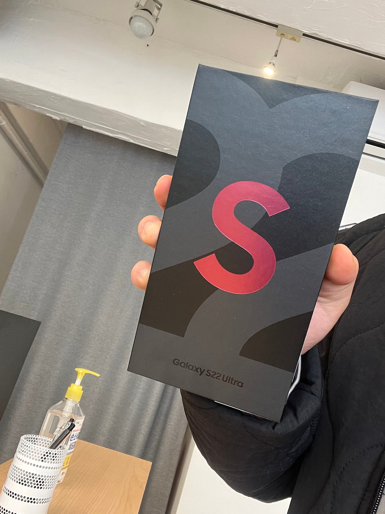 마포구 서교동 s22울트라 버건디 구매 후기에요