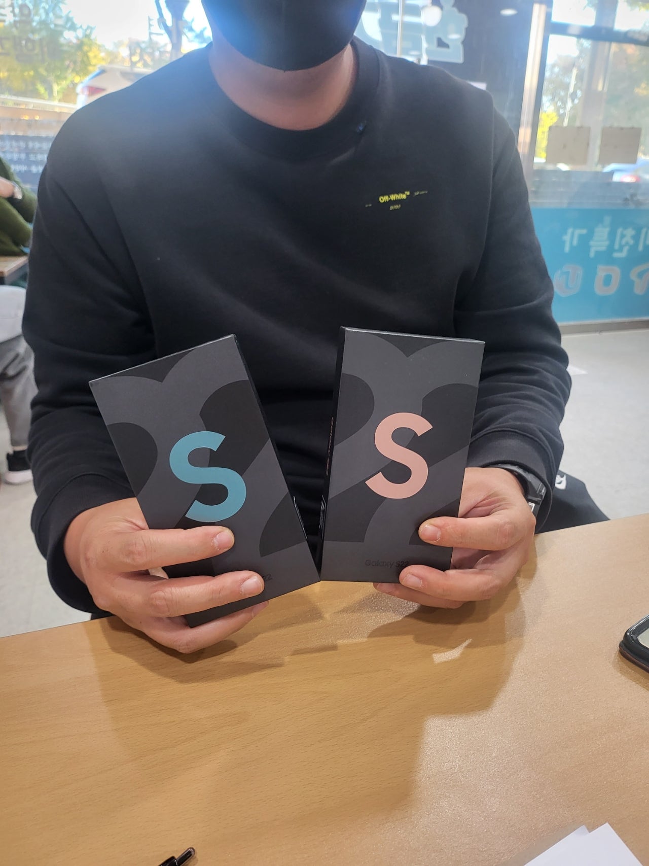 울산 공업탑 성지에서 부모님 휴대폰 구매 했어요