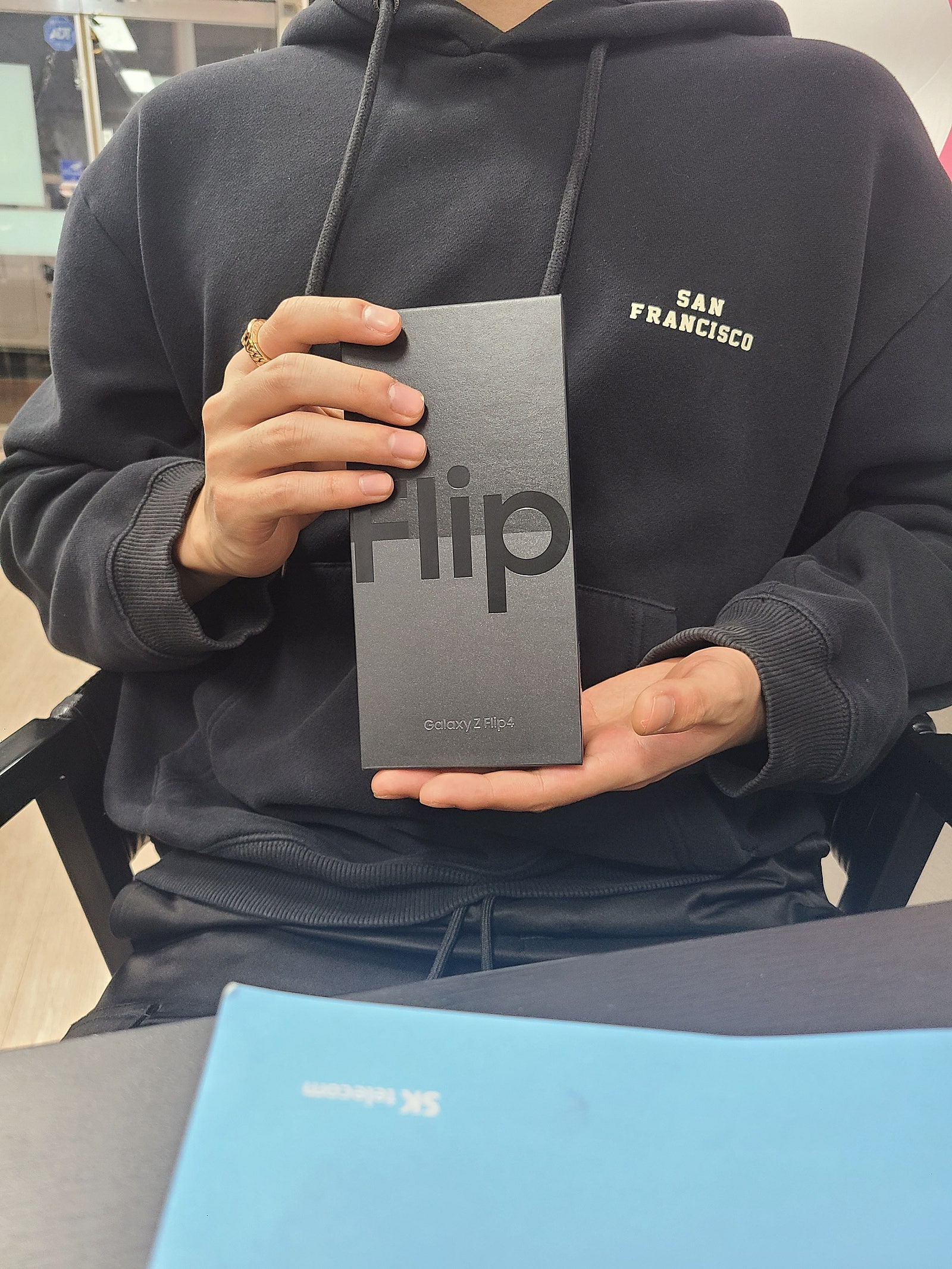 여수에서 Z플립4 구매완료