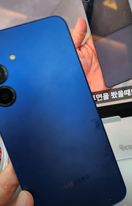 옆커폰 분당점 정말 친절합니다..!