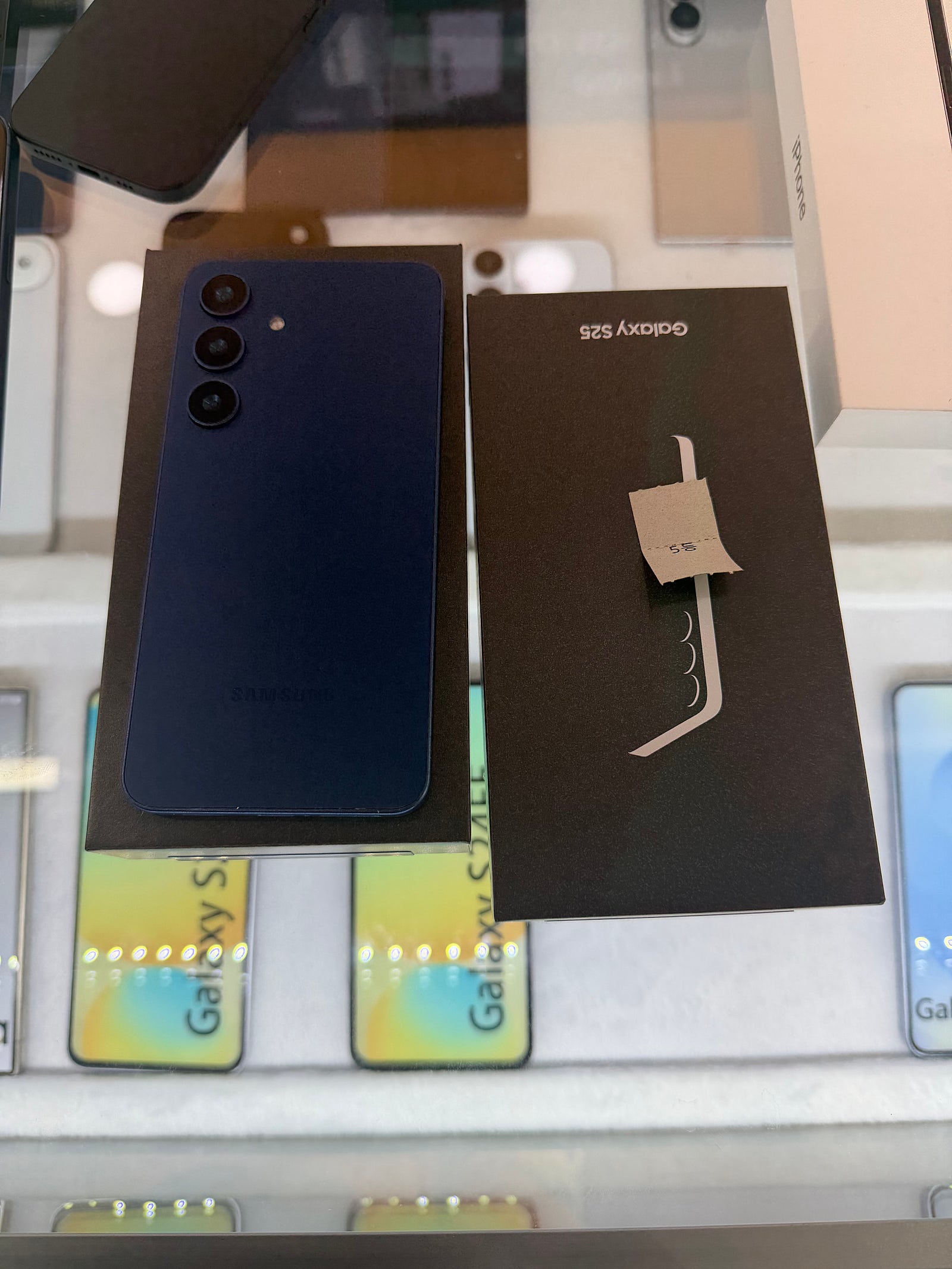 S25가 원래 이렇게 저렴한건가여...??