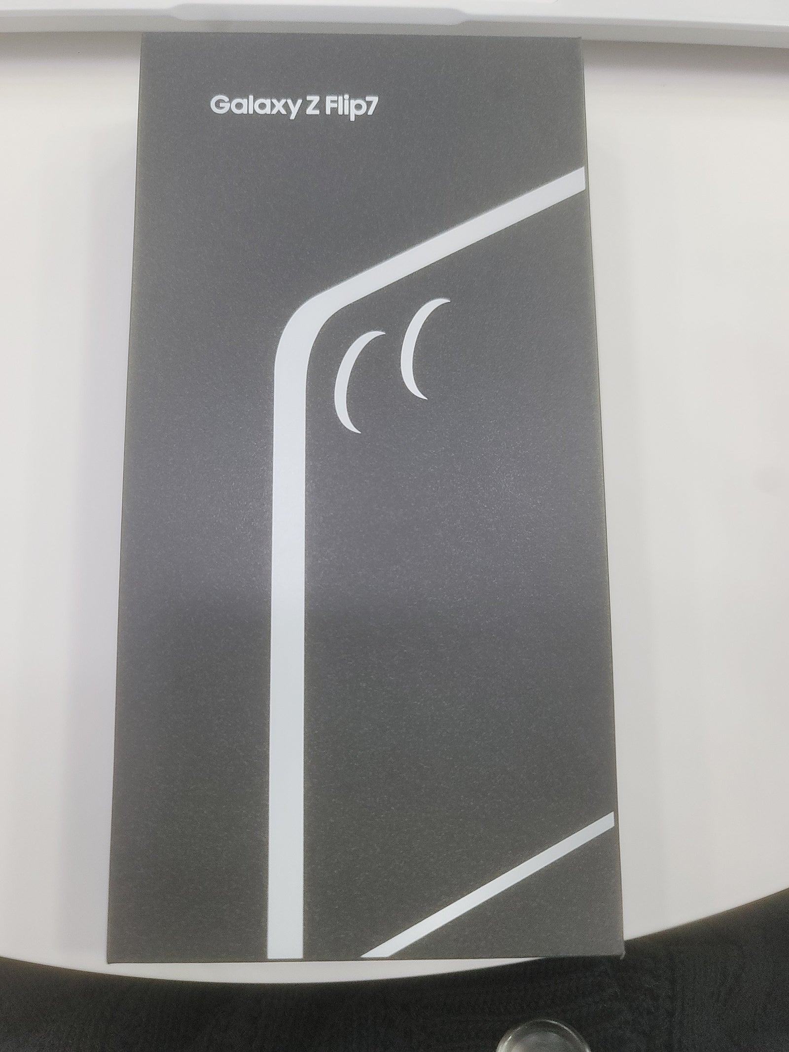 옆커폰 부평점 말도 안 되는 가격으로 플립7 구매!